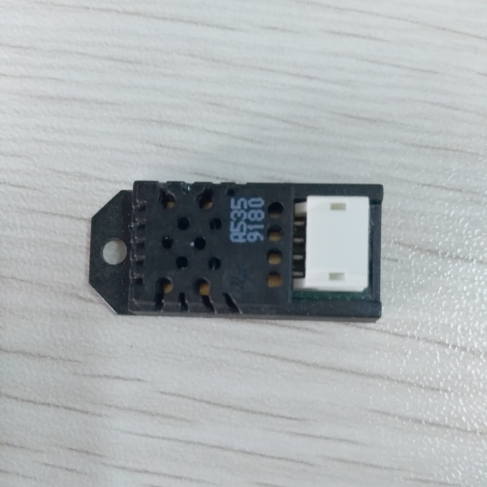 Voltage Output Temperature and Humidity Sensor